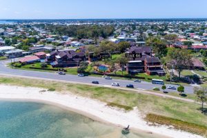 Bribie Island Penthouse Appartment 7